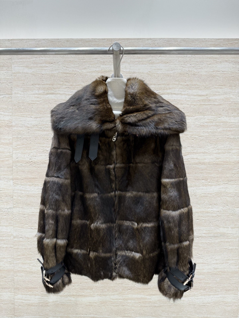 F**di outwear